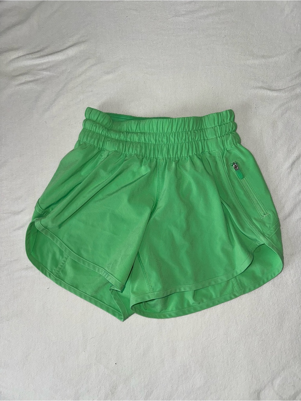 Lululemon Tracker Shorts V 4” - Picture 2 of 7